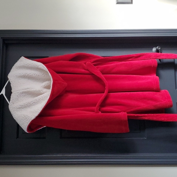 VICTORIA SECRET RED ROBE - Picture 3 of 5